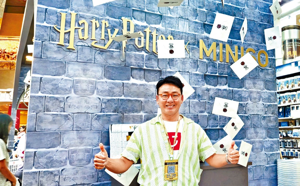 丁劍明指出，近年越來越多人視IP公仔為重要的心靈寄託。