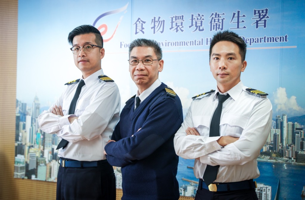 左起：九龍城區高級衞生督察（潔淨&防治蟲鼠）周永恒、黃大仙區高級衞生督察(潔淨及防治蟲鼠)林貫玄、元朗區高級衞生督察(潔淨及防治蟲鼠)譚浩文。