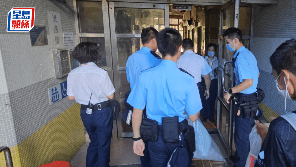 逸東邨男女燒炭亡。梁國峰攝