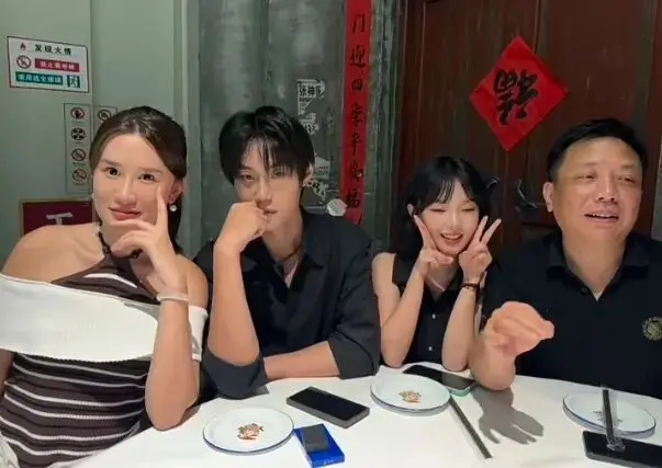 清華女博士袁小格拍攝短劇現場。 清華女博士袁小格拍攝短劇現場。