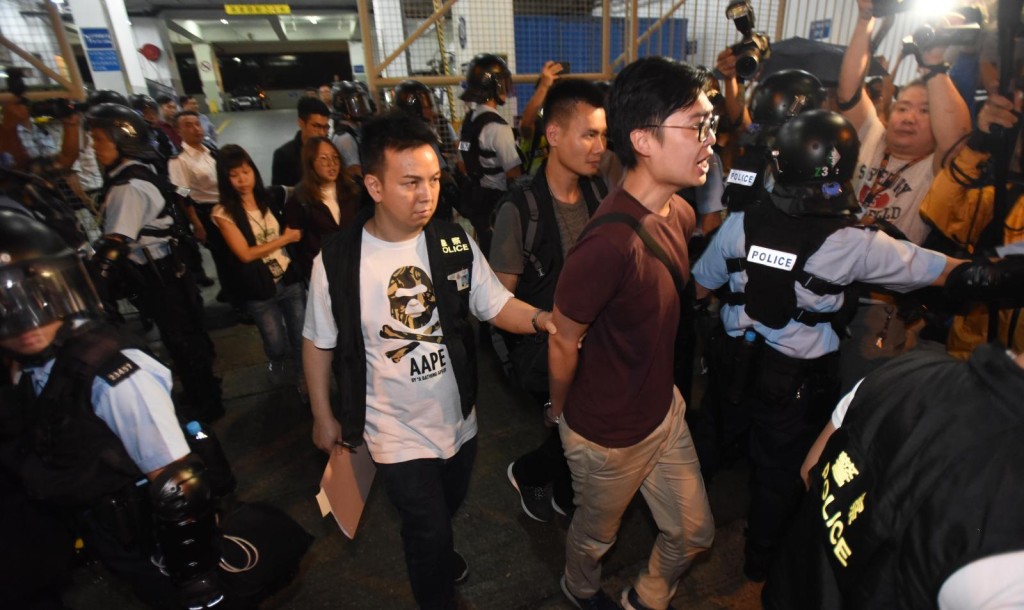 前民族黨召集人陳浩天較早時被捕。