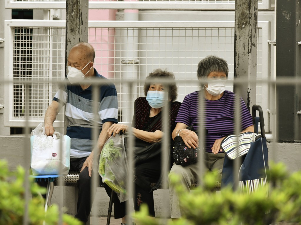 高齡人口增加，認知障礙症亦愈加普遍，預算至2039年本港患者將增至33萬人。資料圖片