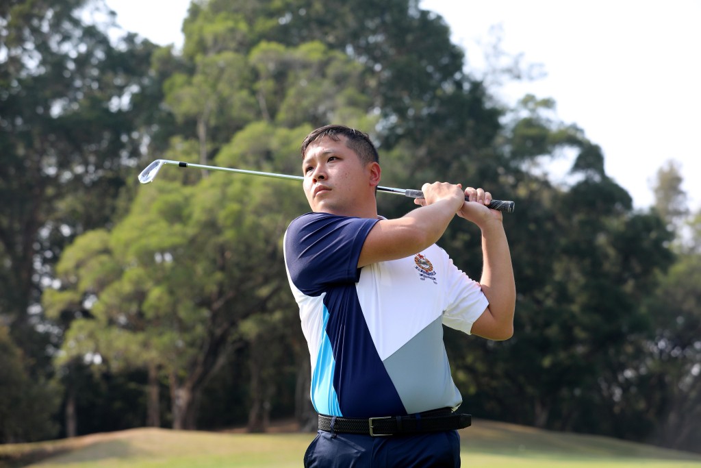 唐肇崙積極推動警隊高爾夫球運動。