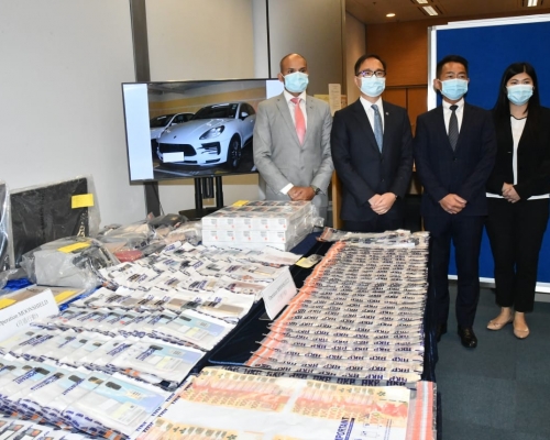 警方搗破一個網上賭博集團,至今已收取約5億賭注。徐裕民攝