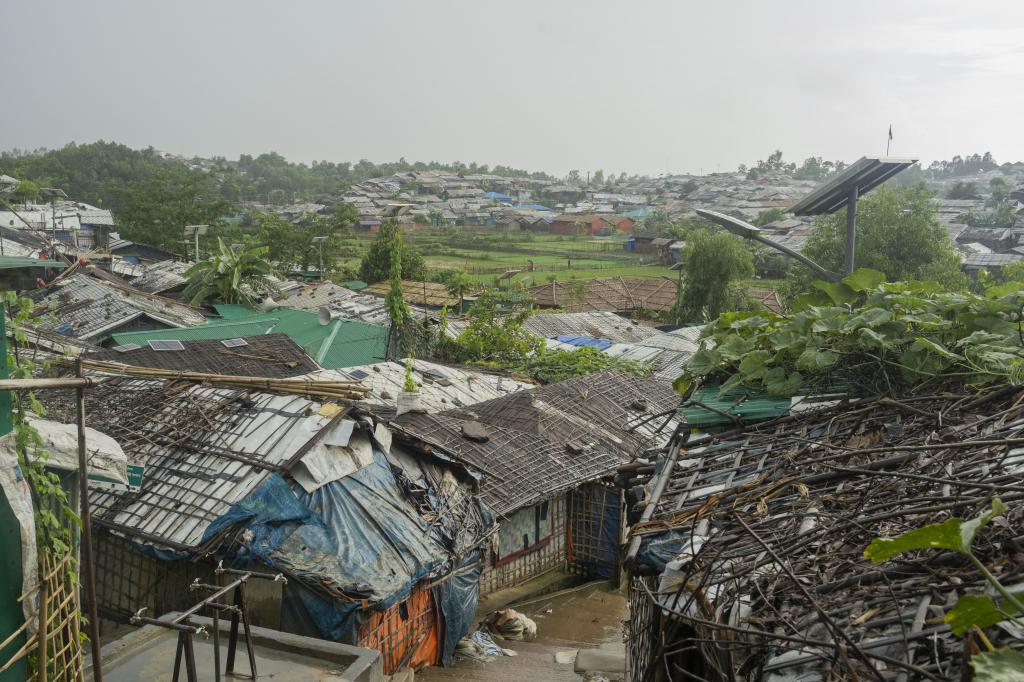  孟加拉科克斯巴扎尔难民营安置了逾百万名罗兴亚人。 无国界医生提供
