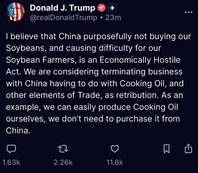 美國總統特朗普週二(14日)表示,中國故意不購買美方的大豆,是一種經濟敵對行為,作為報復,美國正在考慮終止與中國在食用油及其他貿易領域的業務往來。 美國總統特朗普週二(14日)表示,中國故意不購買美方的大豆,是一種經濟敵對行為,作為報復,美國正在考慮終止與中國在食用油及其他貿易領域的業務往來。