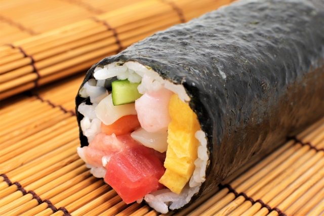 壽司卷成為親子便當的主要食材。（圖片來源：PhotoAC）