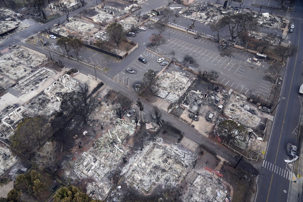 大火过后的灾区。美联社