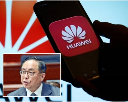 楊偉雄指政府採購的網絡設備產品，均參考國際和業界標準。資料圖片
