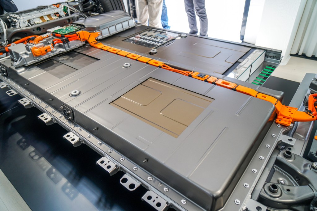 平治Mercedes-Benz CLA 250+ AMG Line本地試駕：建基MMA 800V電動車底盤之餘，CLA還搭載先進電驅模組。