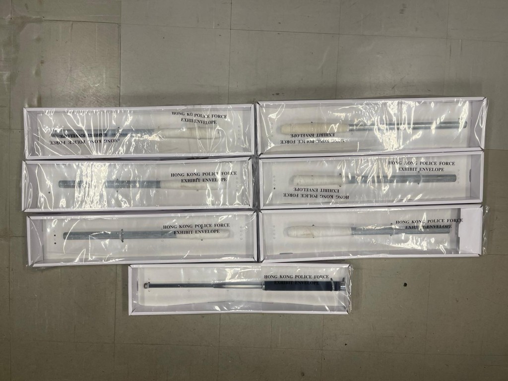 行動中所檢獲的武器。 警方圖片