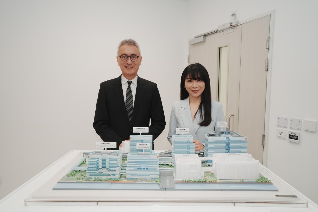 醫方預計可於2028年將伊醫大部分急症服務,包括急症室及深切治療部遷至啟德。 醫方預計可於2028年將伊醫大部分急症服務,包括急症室及深切治療部遷至啟德。