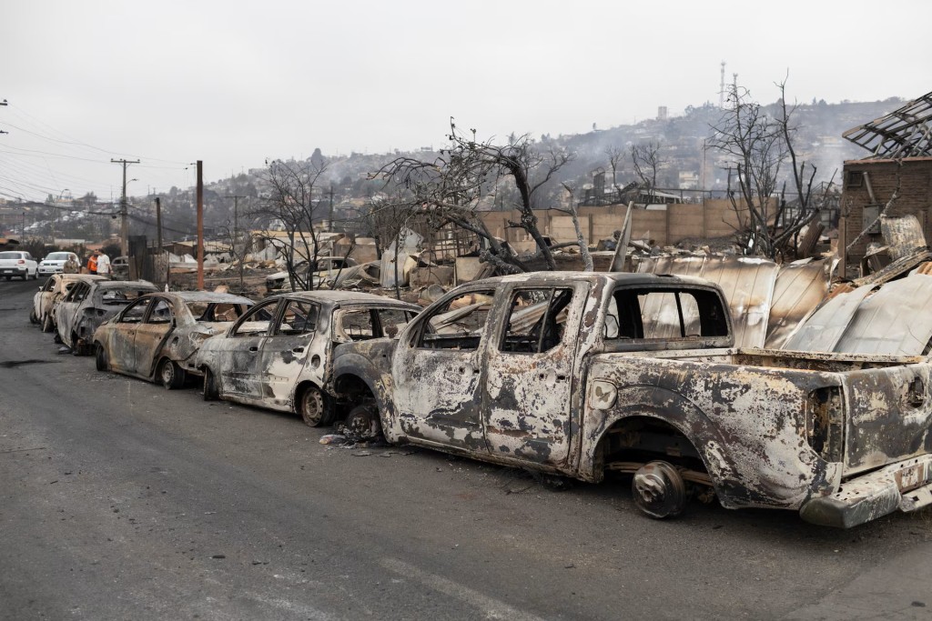 智利今年2月的世纪火灾，导致137人死亡，已前后拘捕3名纵火疑犯。路透社