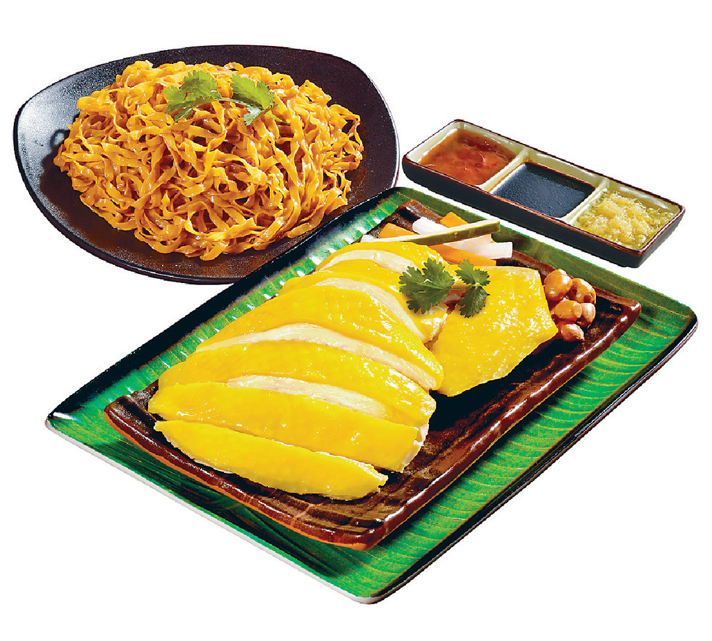 ■去骨海南雞配頭抽撈粗$62起、去骨海南雞配秘製油飯$60起。
