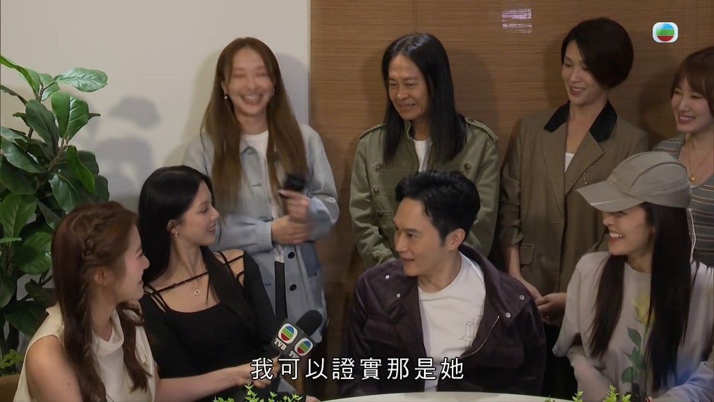 李澤欣採訪台慶重頭劇《璀璨之城》的一眾演員。
