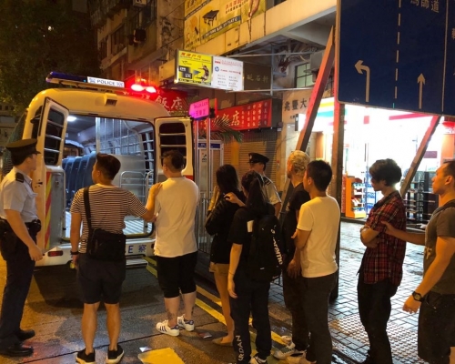 被捕人士。