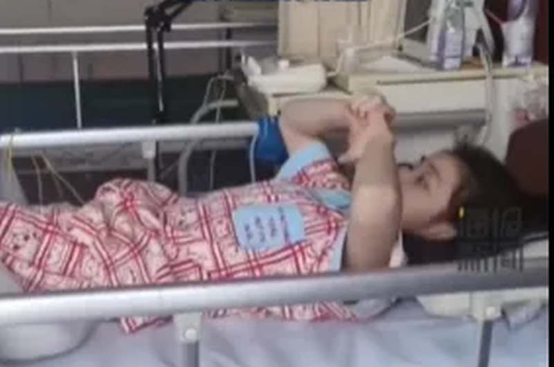 13歲體操冠軍傅佳麗被教練虐待導致跳樓。