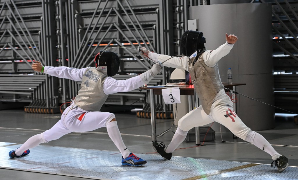 吴诺弘（右）取得正赛资格。国际剑联Facebook图片