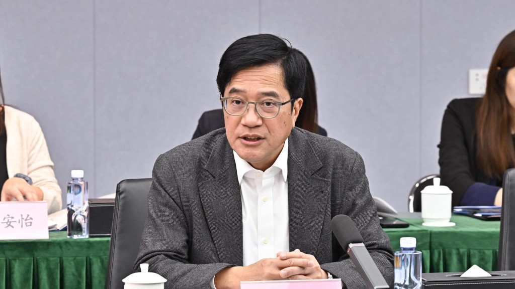 跨境無人機|黃偉綸:港深同意探索先貨後人 以無人機載貨為起點 不同場景下測試
