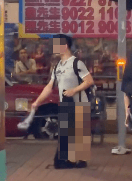 男子脫下褲子及內褲揮舞。Threads@coc_.nut片段截圖