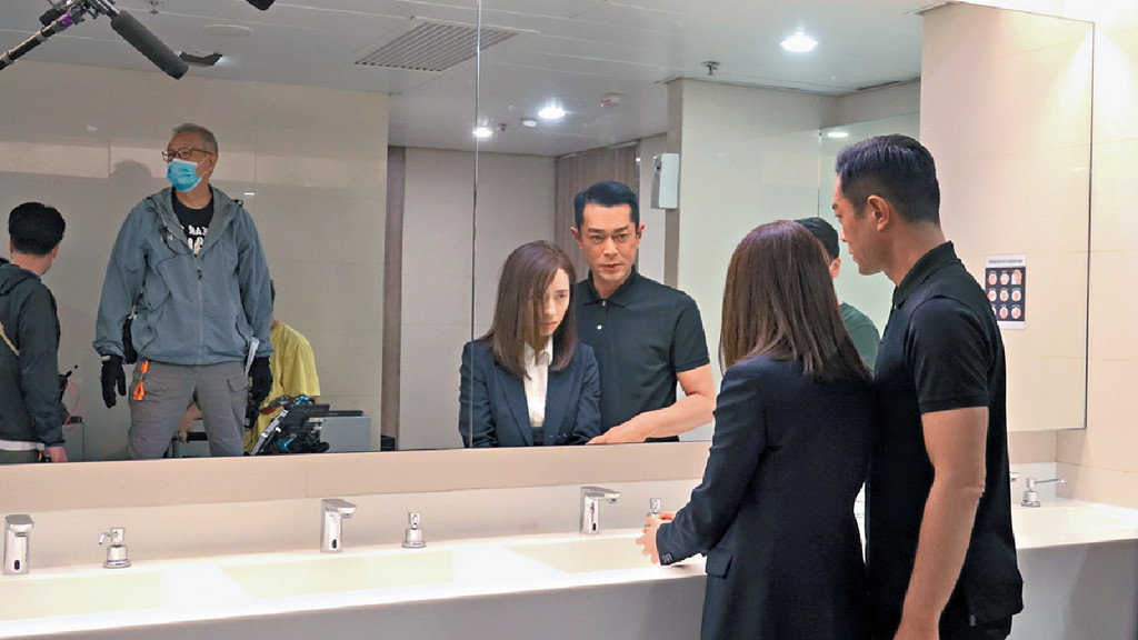 ■古仔細心引導張敬仁入戲。 ■古仔細心引導張敬仁入戲。