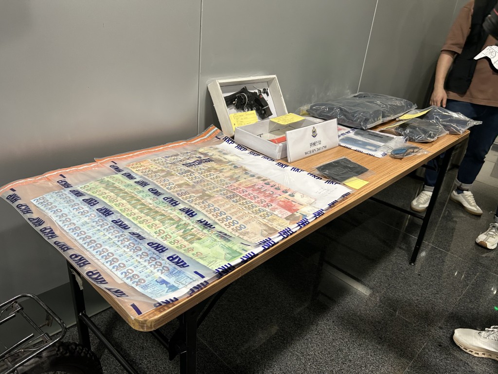 警方表示已起回贓款。 警方表示已起回贓款。