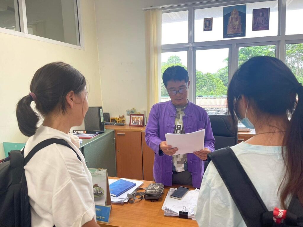 泰國無證學童獲青島科技大學取錄，助取簽證已順利前往內地。 泰國頭條日報