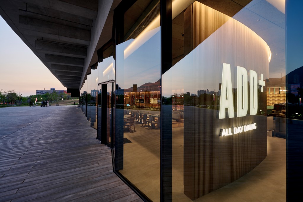 ADD+ 設有室外及室內位置，面積過萬平方呎，亦有獨立廂房