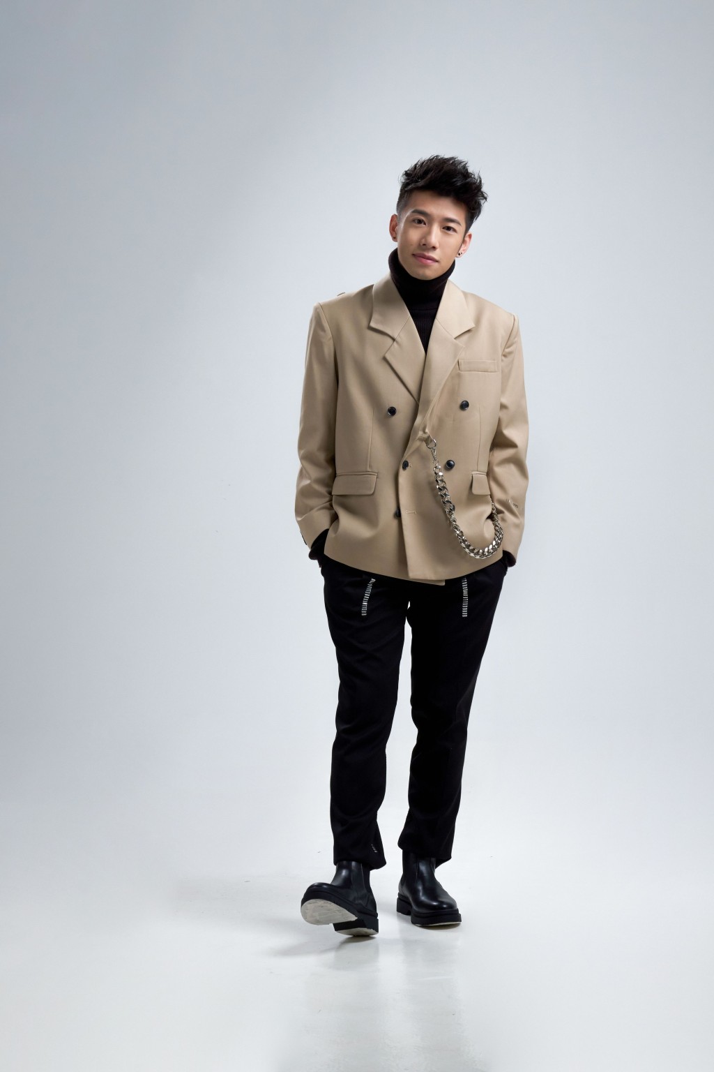 洪嘉豪是歌壇受注目新星。