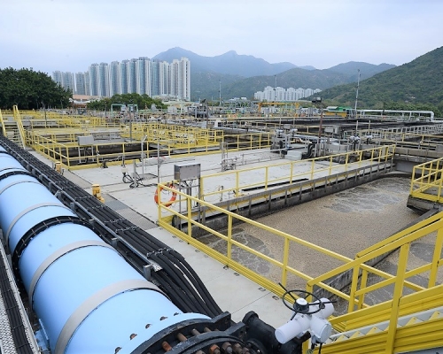 西貢污水處理廠的部分喉管及二級處理設施有受損壞,渠務署指已派員即時搶修,望盡快恢復污水處理廠的正常運作。 資料圖片