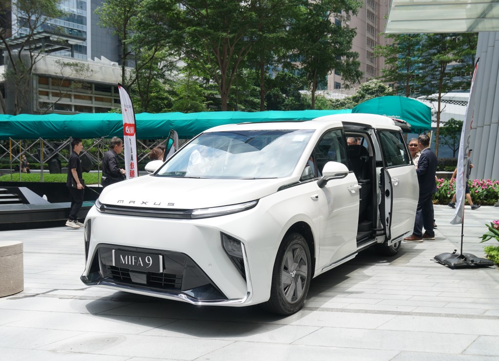 英之傑Inchape九龍東公共充電站啟用，充電器可支援不同品牌電動車使用。
