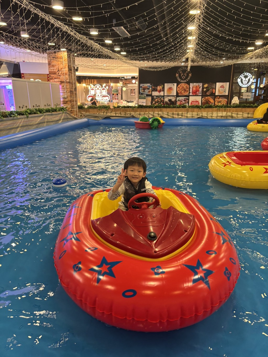 百田遊園正式回歸馬鞍山， 更帶來超好玩碰碰船。（圖片來源：《親子王》）