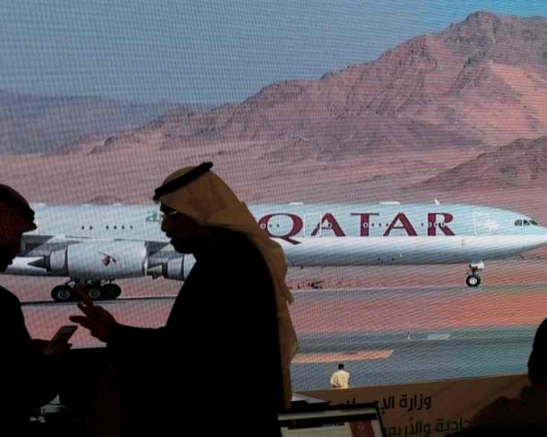 卡塔爾航空公司發出公告周一起恢復來往多哈和利雅得航班。AP 