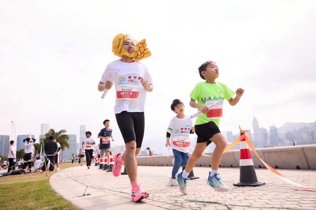 毅力十二愛心跑，鼓勵市民投入做運動。 香港精英運動員協會圖片