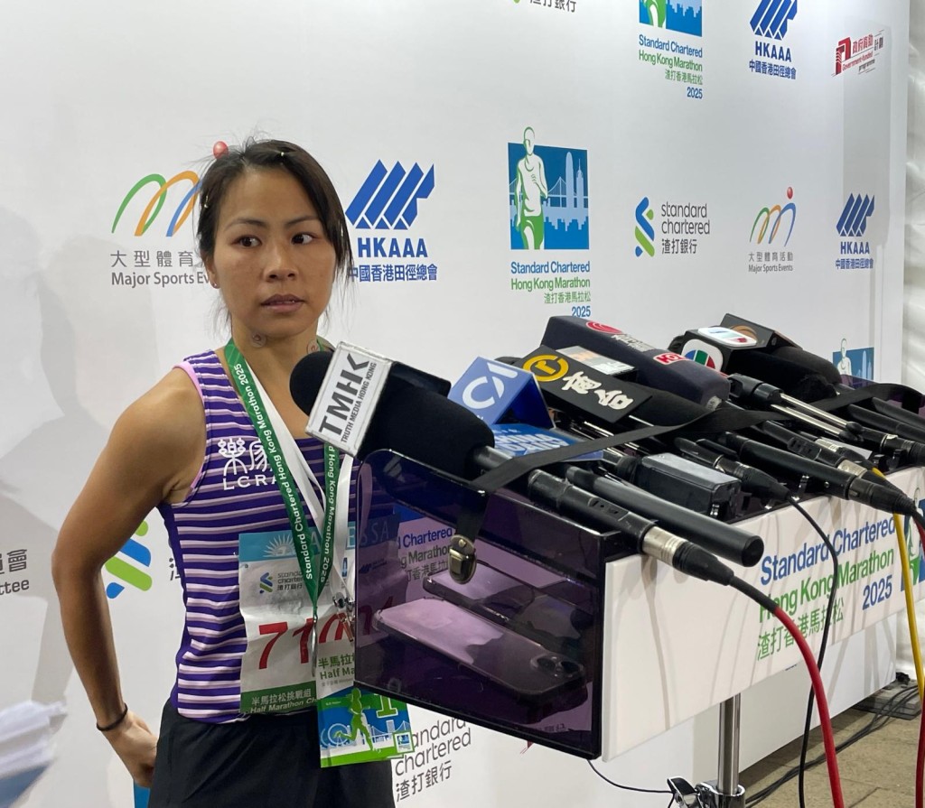 姚潔貞在女子組半馬封后。 徐嘉華攝 姚潔貞在女子組半馬封后。 徐嘉華攝