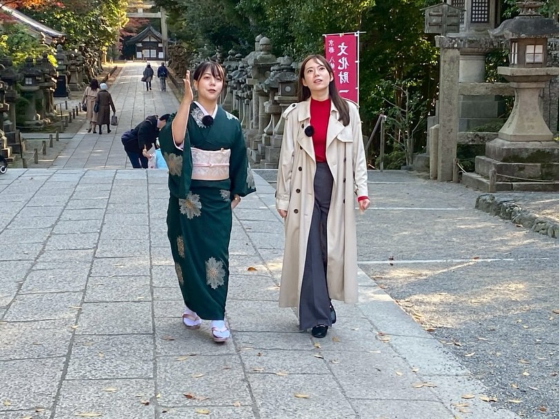 川田翔子(左)2023年当选京都府八幡市市长。 IG@shokokawata_yawata 川田翔子(左)2023年当选京都府八幡市市长。 IG@shokokawata_yawata