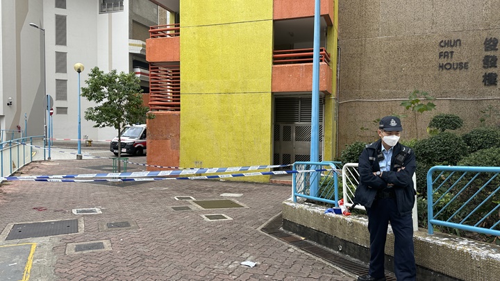 長發邨發生墮樓自殺悲劇。梁國峰攝