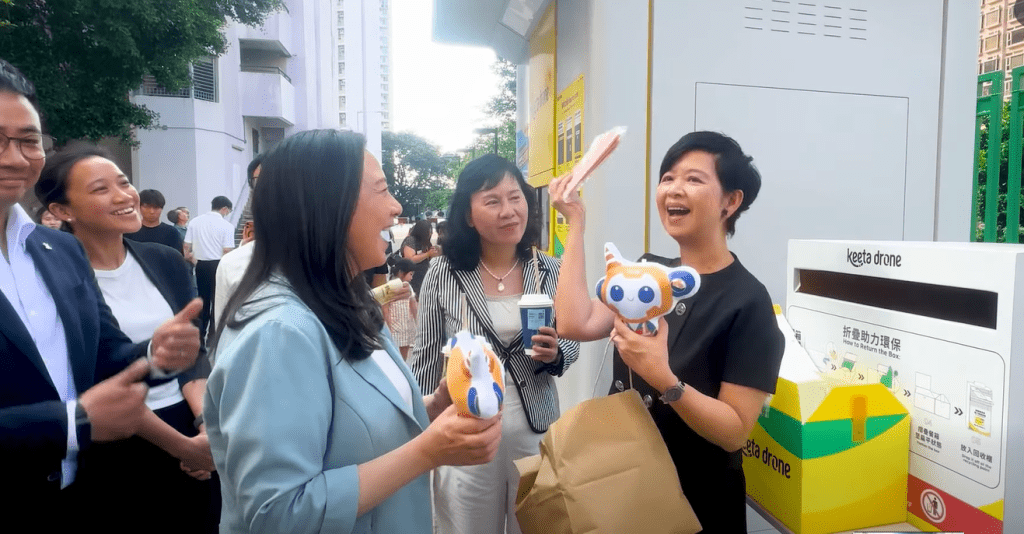 外賣無人機有序地從科學園出發,飛越吐露港後順利降落於頌安邨。何永賢FB圖片 外賣無人機有序地從科學園出發,飛越吐露港後順利降落於頌安邨。何永賢FB圖片