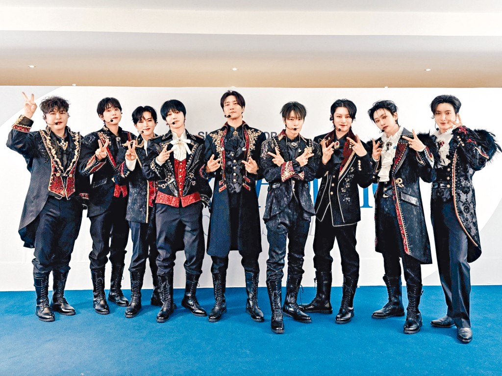 Super Junior前日的首爾尾場演出，發生fans從高處墮下意外。