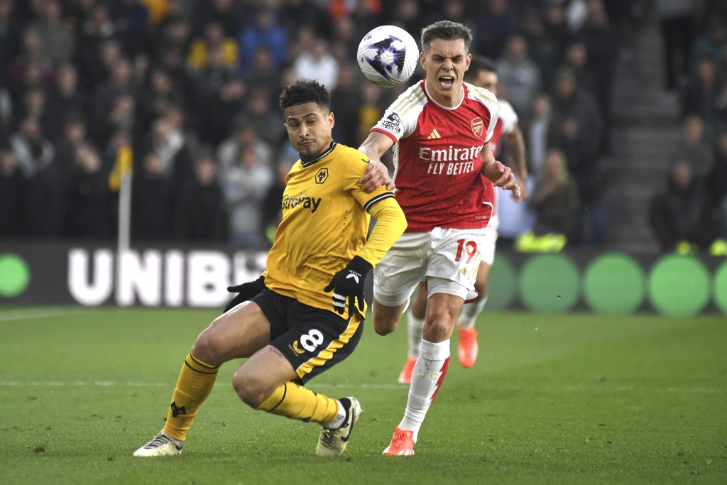 英超|阿仙奴作客2:0勝狼隊 聯賽作客6仗不失球創隊史 AP