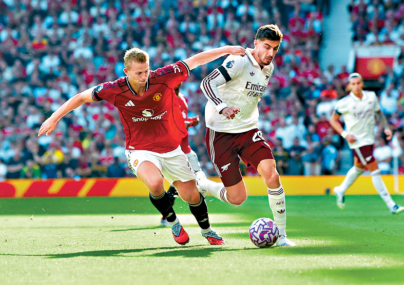 夏維斯（右）未復出又受傷。