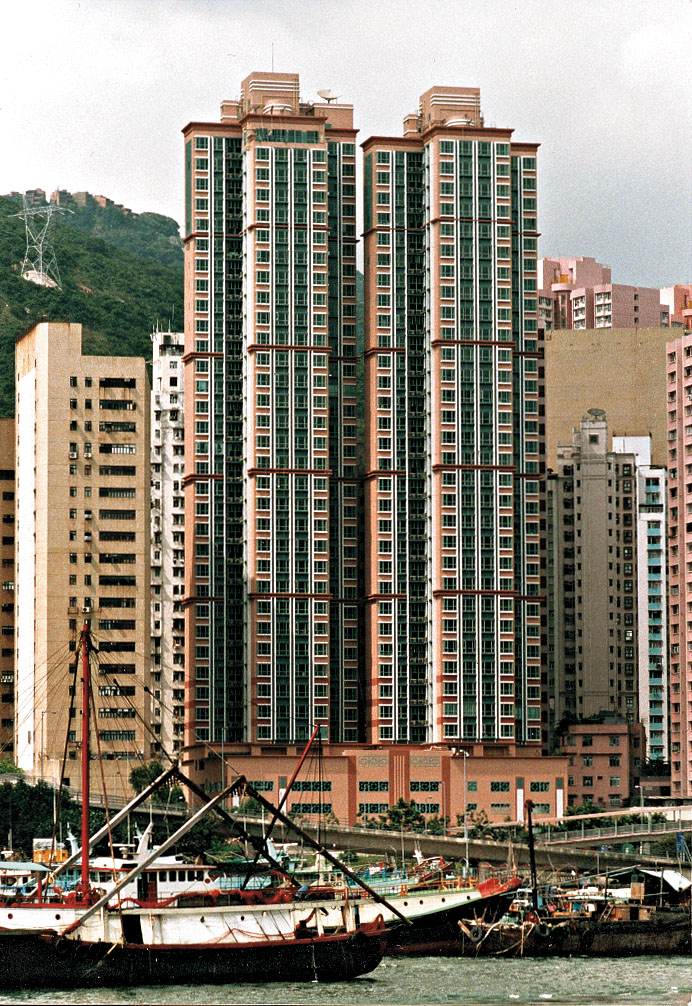 港麗豪園98年開價每呎3044元。