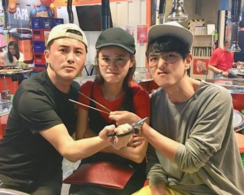 大年初三蕭生蕭太跟廉家開飯。黃翠如Instagram圖片