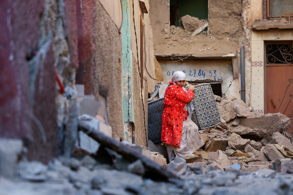 摩洛哥发生6.8级地震，当地楼房遭严重破坏。(路透社)