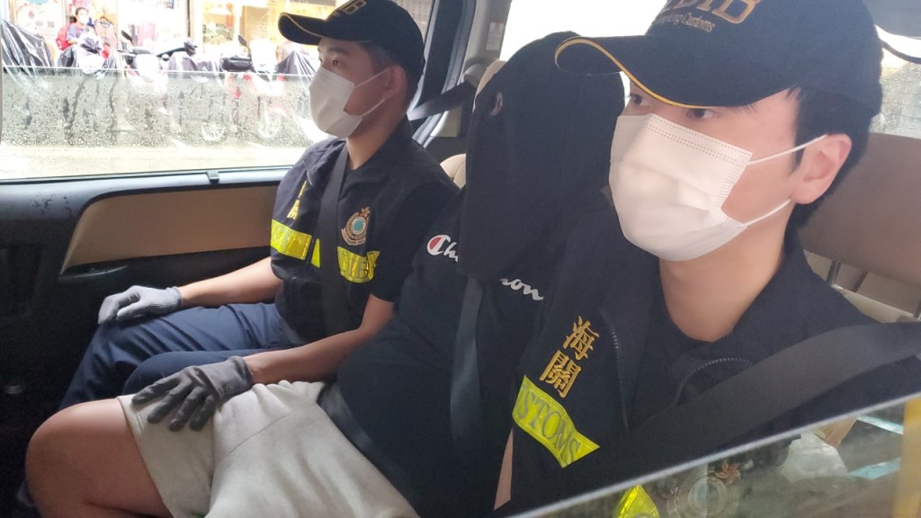 深水埗蘇屋邨單位變毒品儲存倉 24歲男斷正被捕