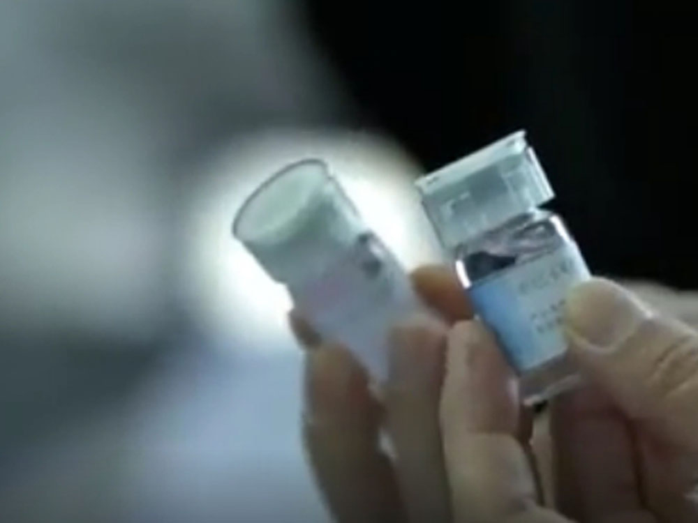 內地首個抗新冠病毒特效藥獲得藥監局的上市批准。