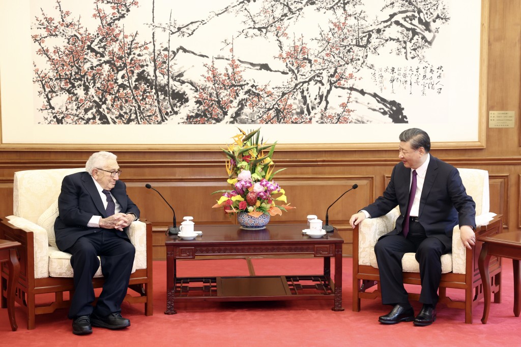 今年7月20日，國家主席習近平在北京釣魚台國賓館會見美國前國務卿基辛格。中新社