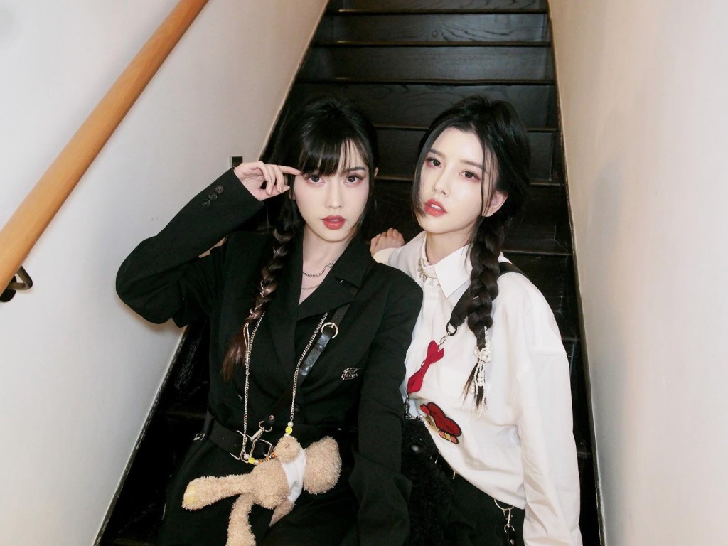 By2妹妹Yumi（左）被李靚蕾指與王力宏有曖昧關係。