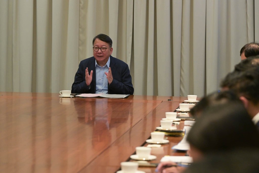 政務司司長陳國基今(2日)再次召開皇崗口岸港方口岸區跨部門準備工作小組會議。