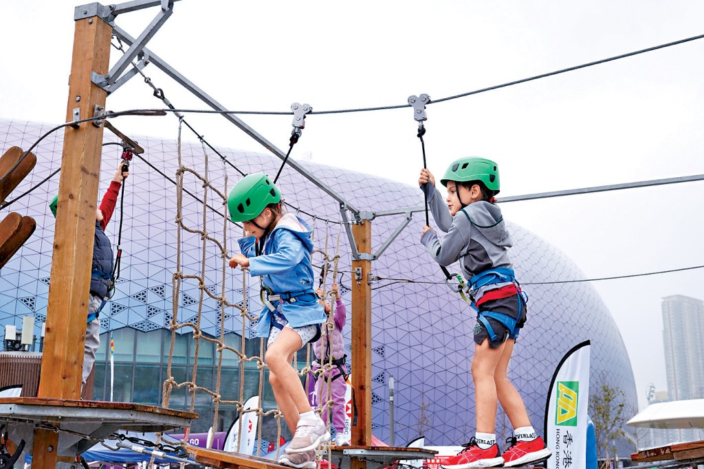 「可移動繩網挑戰系統」為參加者帶來安全、靈活而富趣味的歷奇體驗。